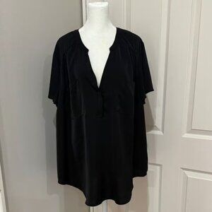 Torrid Harper Elegant Black Women's Top Short Sleeve Size 3 Plus size